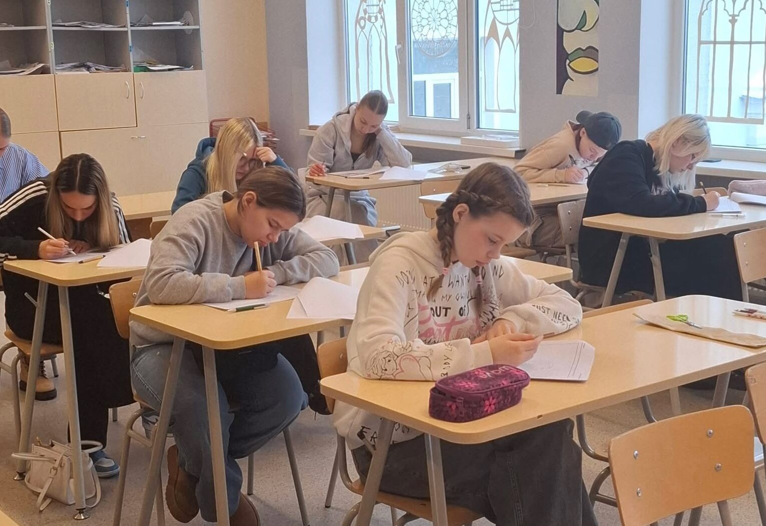 Narvas kunstiolümpiaadi piirkondlik voor põhi- ja keskkooliõpilastele